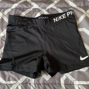 Nike pro black shorts
